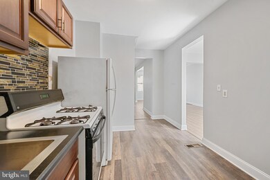 700 N Grantley St, Baltimore, MD 21229 - photo 6