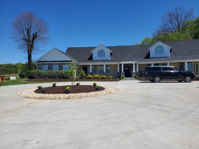 1121 Highway 3443, Annville, KY 40402 - photo 2