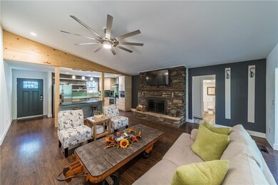 5 Arnold Ln, Bella Vista, AR 72715 - photo 3