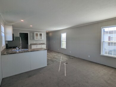 719 Virginia unit 719, Belleville, MI 48111 - photo 3