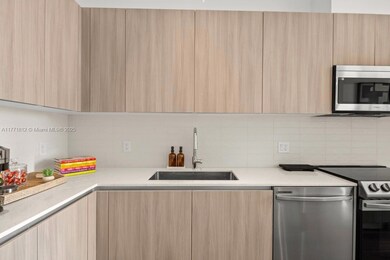 Note: These are sample pictures, and units may vary in views and finishes. The images shown are renderings of a 1-bedroom unit.