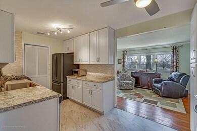 21 Arlene Ct, Toms River, NJ 08755 - photo 7