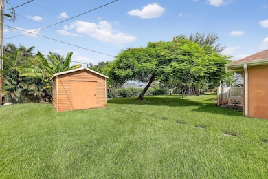 152 SW Hawthorne Cir, Port Saint Lucie, FL 34953 - photo 6