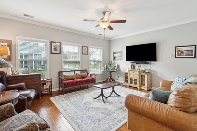 117CarriageHillPl--017
