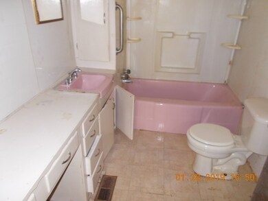 807 W Hickory Ave, Duncan, OK 73533 - photo 7