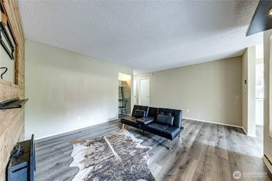 5620 200th St SW unit A110, Lynnwood, WA 98036 - photo 4