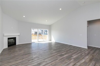 9832 Thorton Dr, Johnston, IA 50131 - photo 4