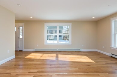 27 Van Vechten St Portland ME-large-005-