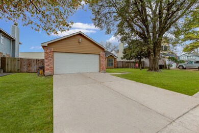 7423 Pebblemill Ln, Houston, TX 77086 - photo 3