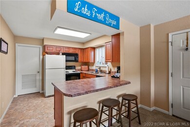 Eating bar/kitchen
