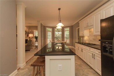Spacious eat in kitchen with built in range and oven