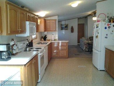 269 Janet Dr, Lothian, MD 20711 - photo 5