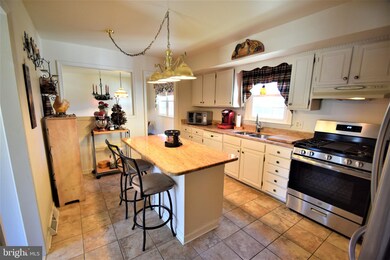 902 Clydesdale Dr, Bear, DE 19701 - photo 4