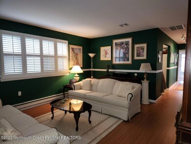21B Medford - LR View 1