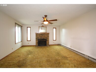 1612 Kingwood St, Forest Grove, OR 97116 - photo 4