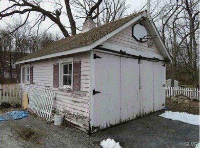 4554 Best Station Rd, Slatington, PA 18080 - photo 6