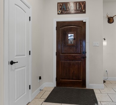 103 Muirfield St, La Vernia, TX 78121 - photo 3