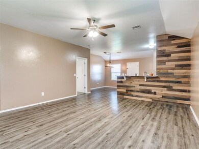 5632 Dunlin Rd, Oklahoma City, OK 73179 - photo 4