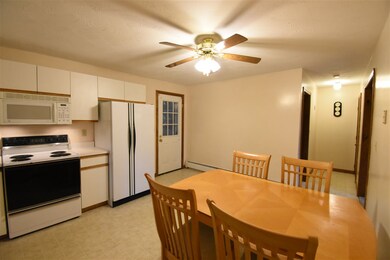 49A Kienia Rd unit A, Hudson, NH 03051 - photo 3