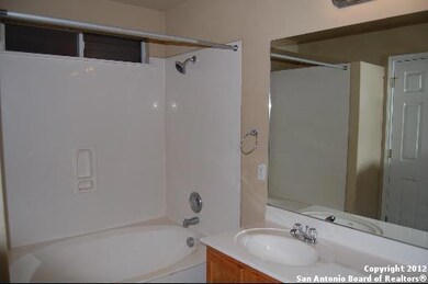 10614 Tiger Horse Dr, San Antonio, TX 78254 - photo 6