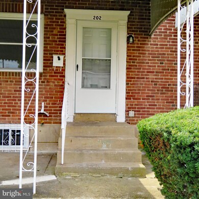 202 Marks Ave, Darby, PA 19023 - photo 2