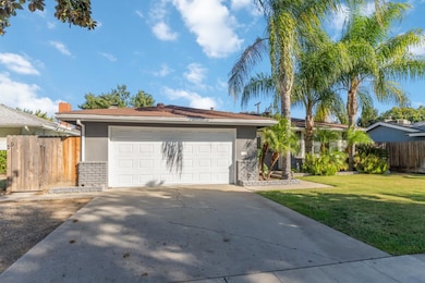 2333 E Austin Way, Fresno, CA 93726 - photo 2