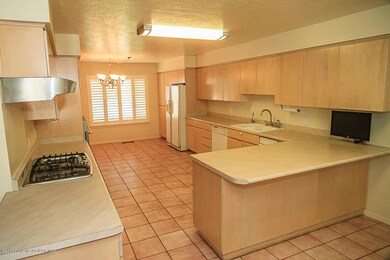 4805 Linda Ln, Farmington, NM 87402 - photo 2