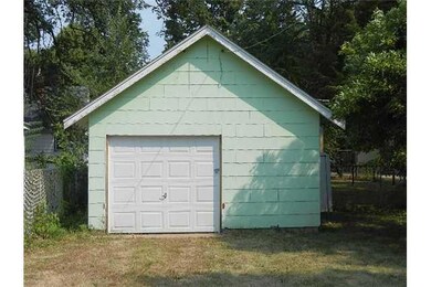 2626 Des Moines St, Des Moines, IA 50317 - photo 2