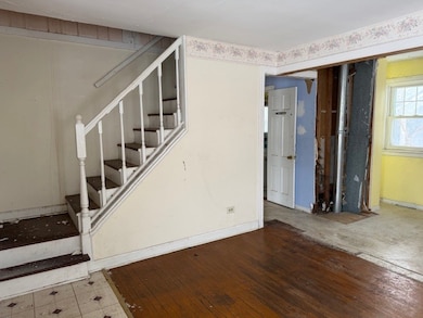 2500 Maple St, Des Plaines, IL 60018 - photo 3