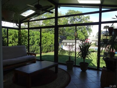 Florida Room has Radiant Heat in Tile Flooring, Sk