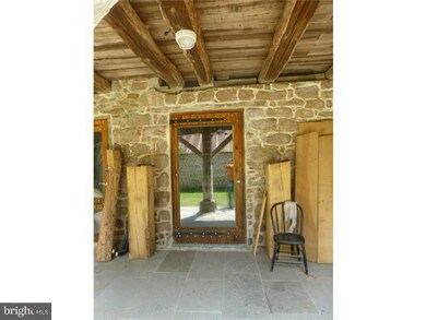 238 Sycamore Ln unit B, Phoenixville, PA 19460 - photo 4