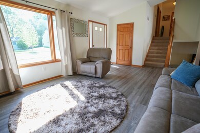 867 Commodore Ct, Chesterton, IN 46304 - photo 3