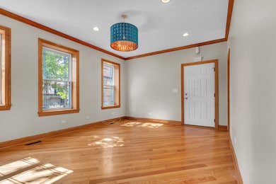 7223 N Oakley Ave unit 1E, Chicago, IL 60645 - photo 3