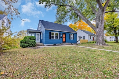 1839 K Ave NE, Cedar Rapids, IA 52402 - photo 2