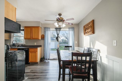 1620 Royal Oak St SW, Wyoming, MI 49519 - photo 7