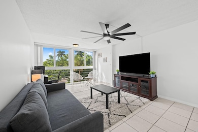 9440 Tangerine Place unit 301, Davie, FL 33324 - photo 4