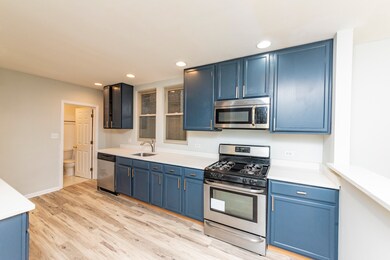 6136 N Mozart St unit 1, Chicago, IL 60659 - photo 4