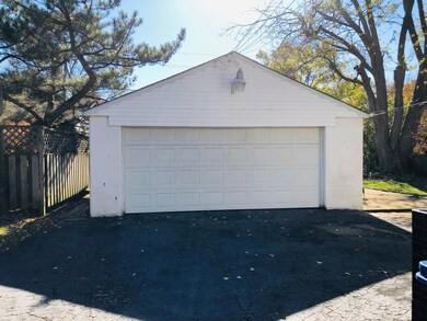 2 Car Garage