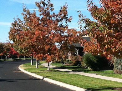 710 NW 13th St, Redmond, OR 97756 - photo 5