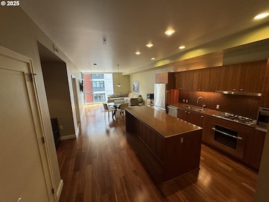 Atwater Place unit 333, Portland, OR 97239 - photo 6