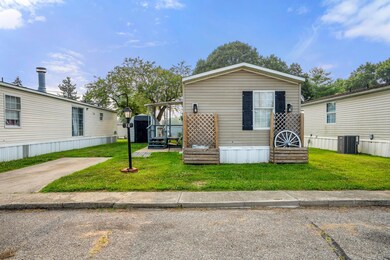 56 Evergreen Ave, Circleville, OH 43113 - photo 3