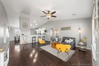 8803 S 261st East Ave, Broken Arrow, OK 74014 - photo 5