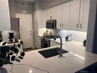 26502 Country Rd, Valencia, CA 91354 - photo 5