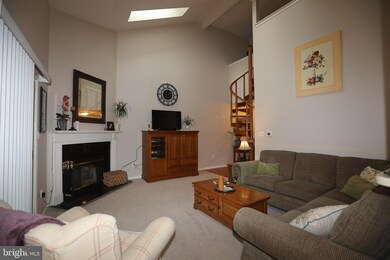 213 Loring Ct, Sewell, NJ 08080 - photo 4