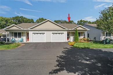 101 Quaker Ln, West Warwick, RI 02893 - photo 6