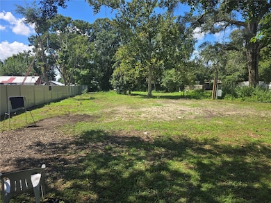 1403 Gordon Rd, Plant City, FL 33566 - photo 2