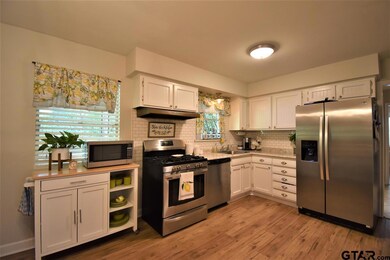 3106 3106 S Donnybrook Ave, Tyler, TX 75701 - photo 4