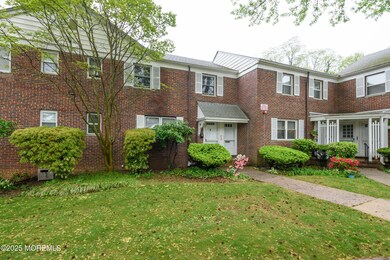 66 Manor Dr, Red Bank, NJ 07701 - photo 3