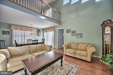 4002 Parkside Ct, Mount Joy, PA 17552 - photo 6