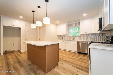 Kitchen2
